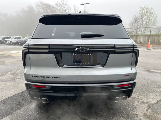 New 2026 Chevrolet Traverse RS w/ LPO, Floor Liner Package AWD/4WD image 9