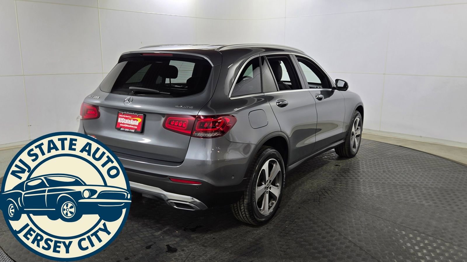 Used 2022 Mercedes-Benz GLC 300 4MATIC image 7