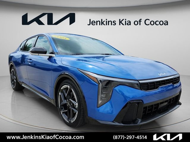 Used 2025 Kia K4 GT-Line FWD image 2