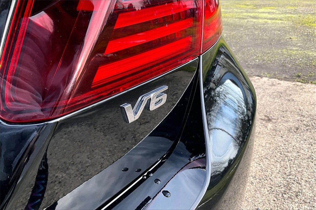 Used 2017 Honda Accord EX-L image 11