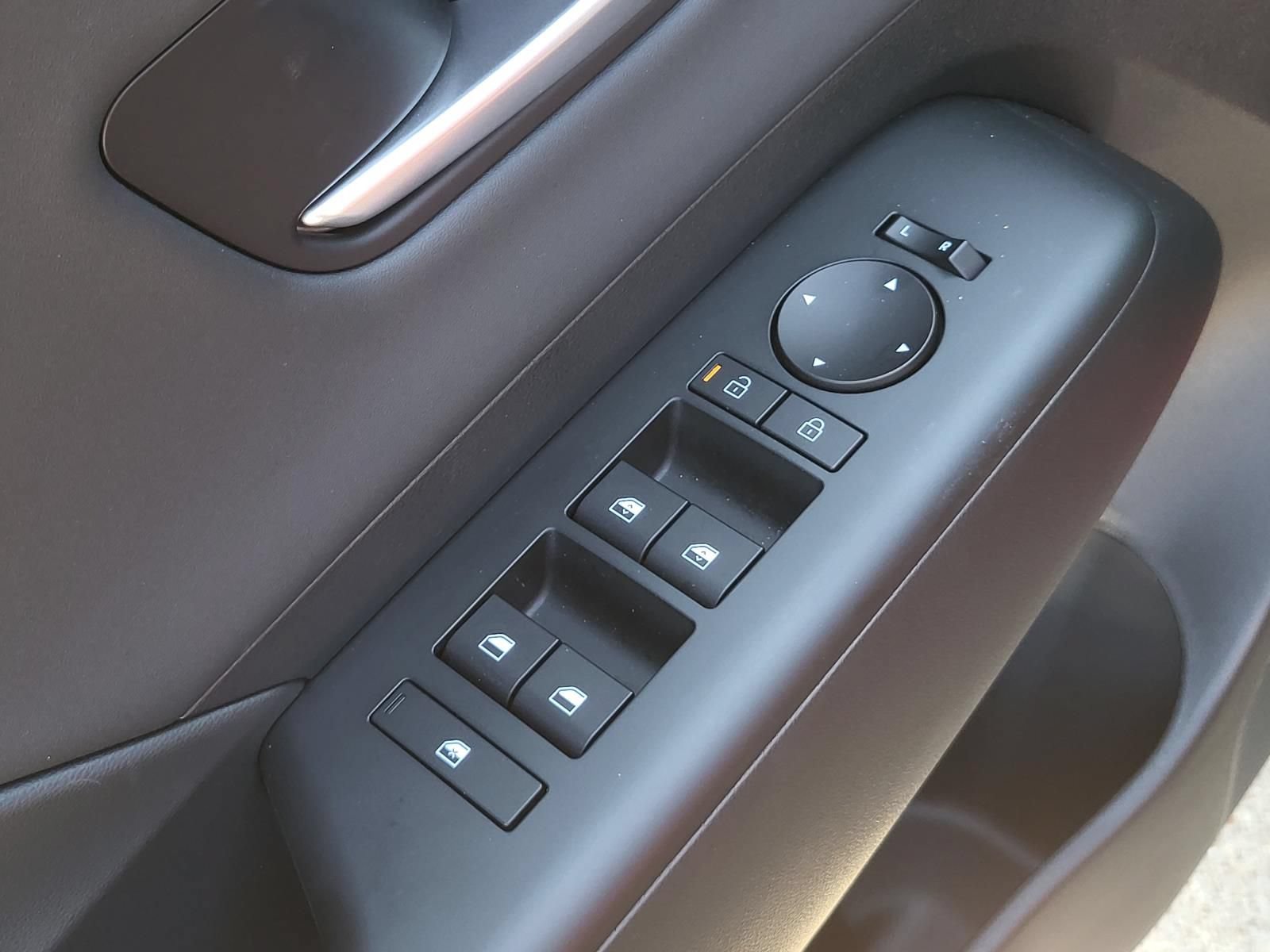 Certified 2026 Hyundai Kona Limited FWD image 18
