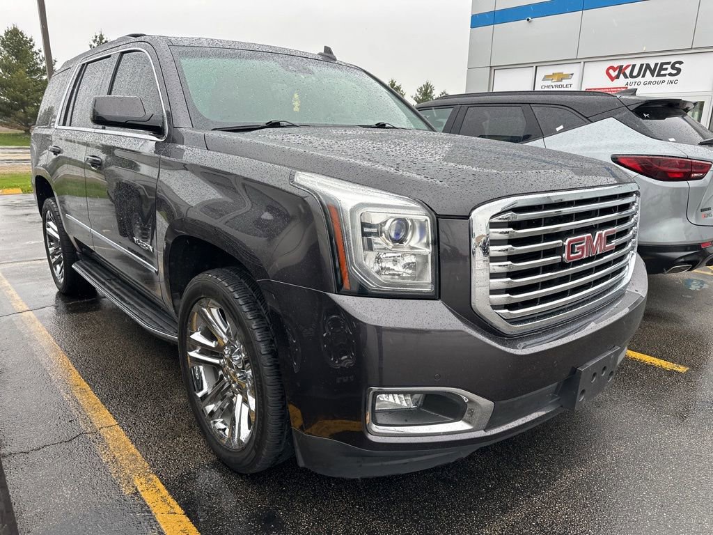 Used 2017 GMC Yukon SLT w/ Premium Edition AWD/4WD image 2