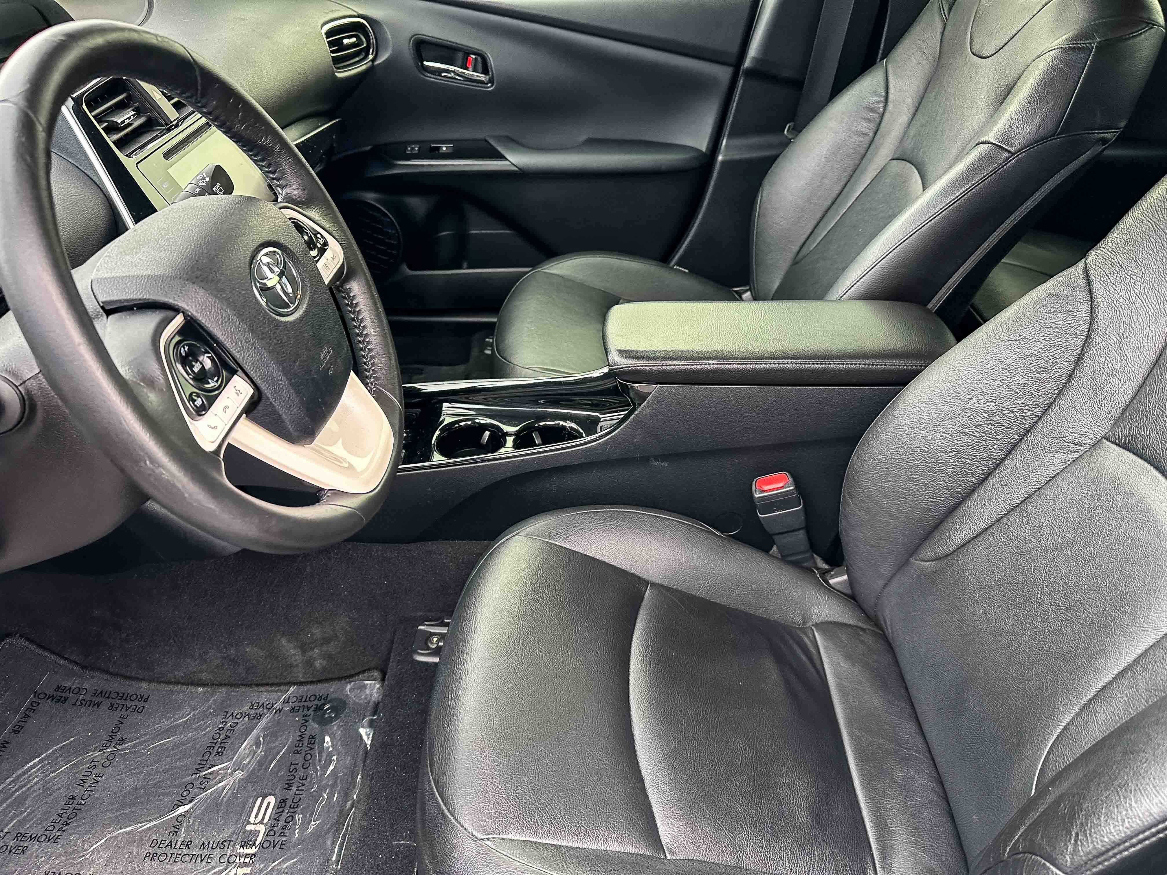 Used 2018 Toyota Prius Four image 13