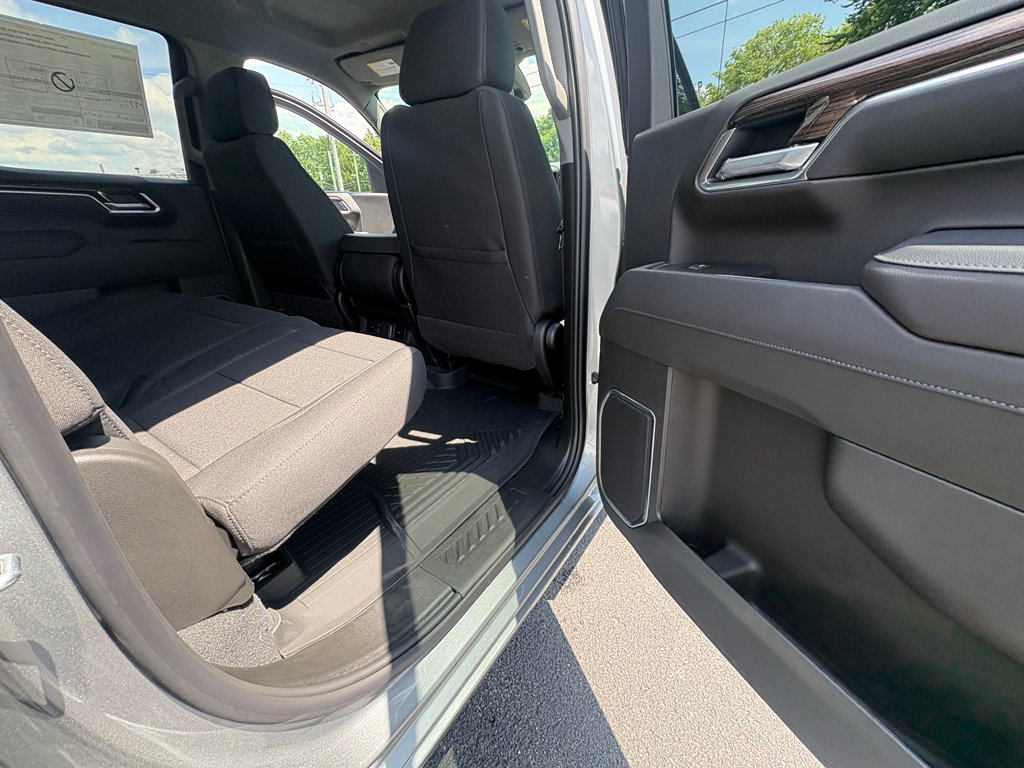 New 2026 Chevrolet Silverado 1500 RST w/ Z71 Off-Road Package AWD/4WD image 18
