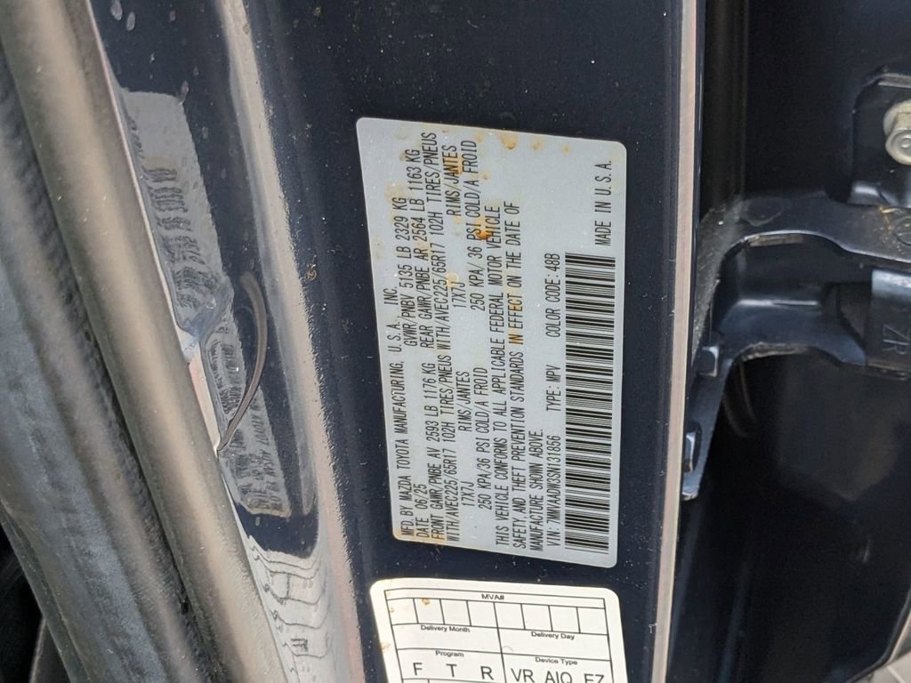 Used 2025 MAZDA CX-50 AWD 2.5 Hybrid w/ Premium Pkg image 26