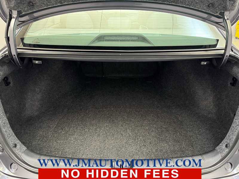 Used 2016 Honda Accord EX image 17