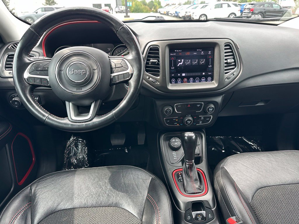 Used 2019 Jeep Compass Trailhawk AWD/4WD image 5
