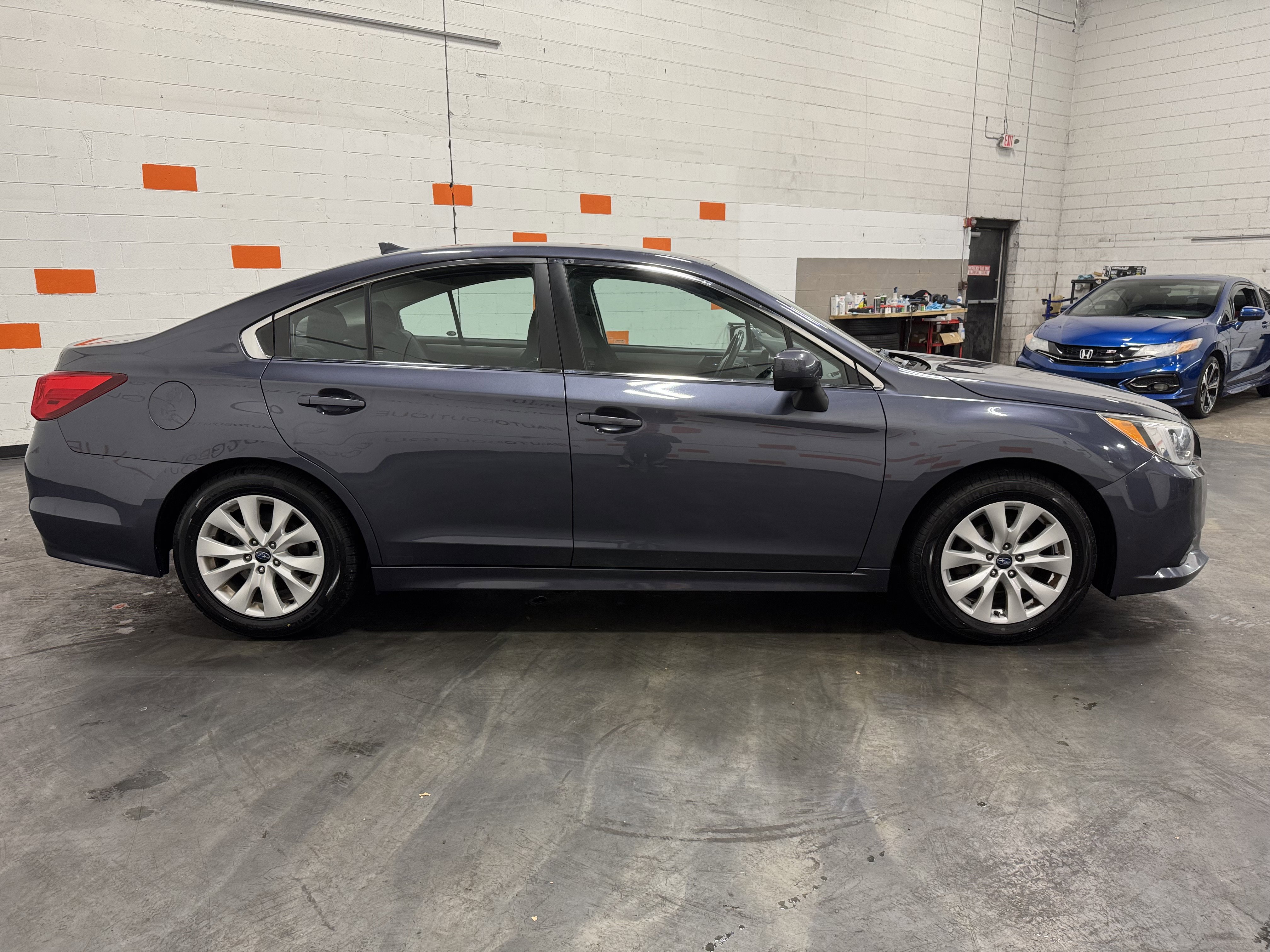 Used 2017 Subaru Legacy 2.5i Premium AWD/4WD image 17