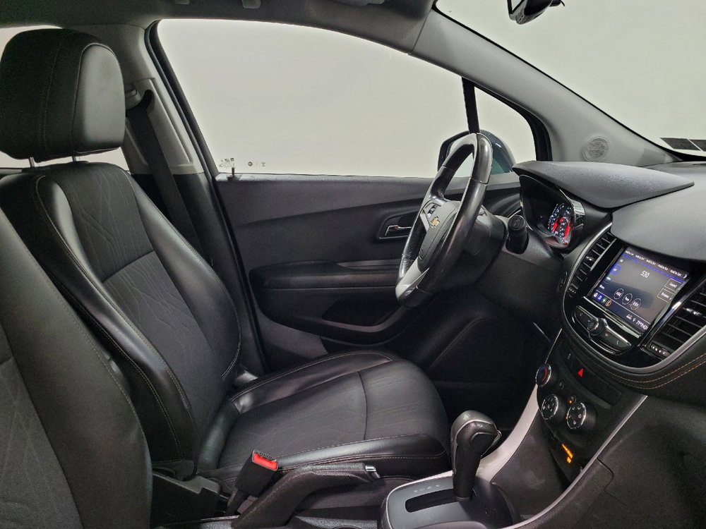 Used 2022 Chevrolet Trax LT w/ Driver Confidence Package AWD/4WD image 21