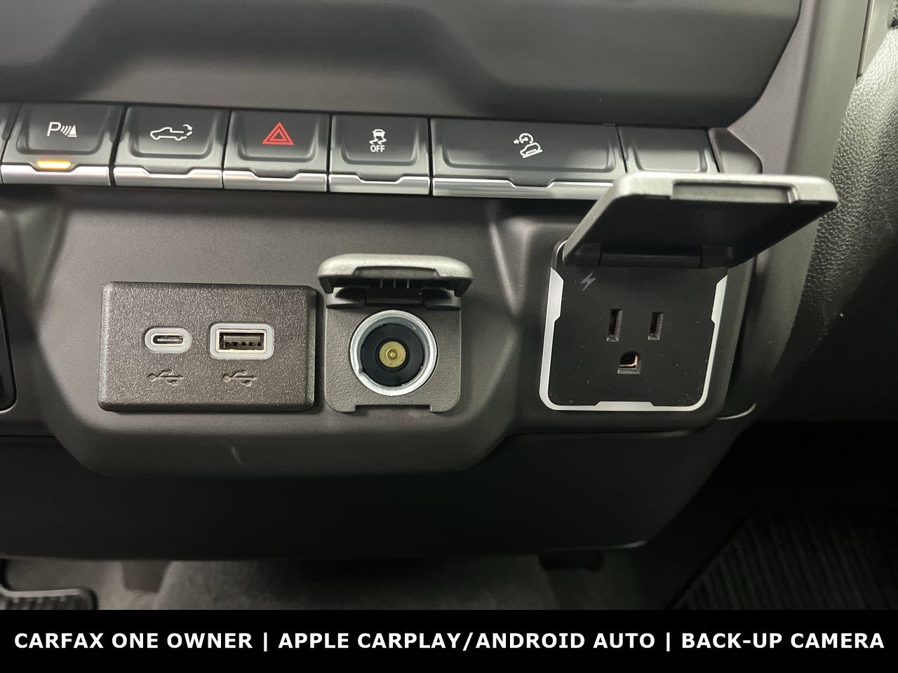 Used 2025 Chevrolet Silverado 2500 Custom w/ Custom Value Package image 23