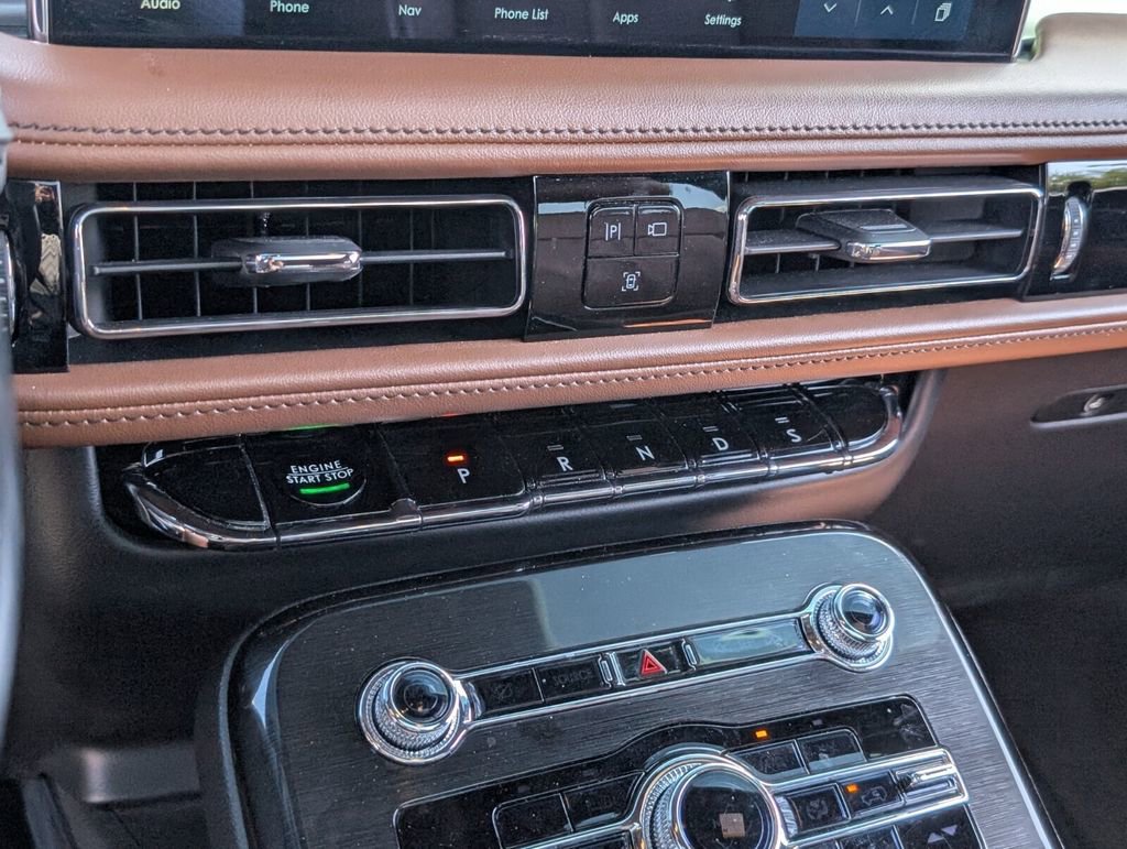 Certified 2023 Lincoln Nautilus Reserve w/ Equipment Group 201A image 22