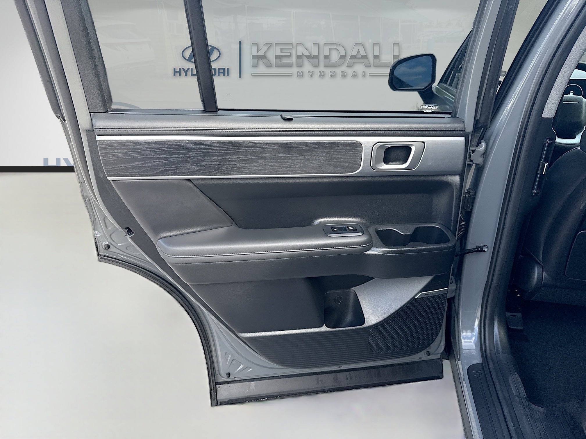 Used 2024 Hyundai Santa Fe Limited image 24