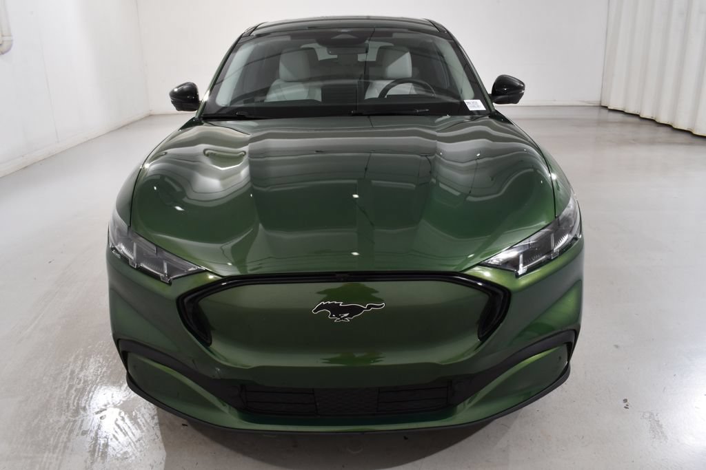 Used 2025 Ford Mustang Mach-E Premium AWD/4WD image 3