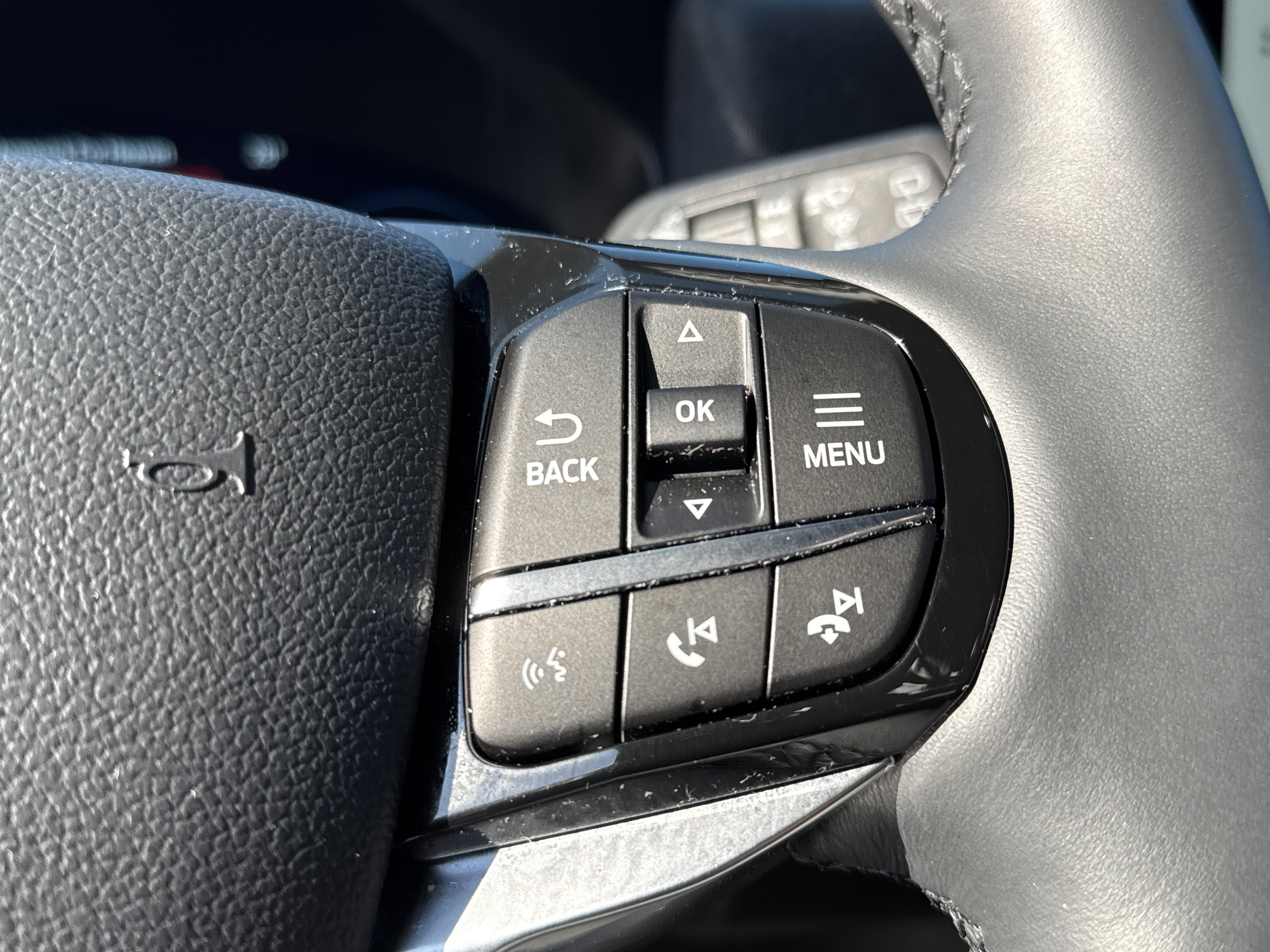 Used 2025 Ford Explorer Platinum w/ LUX Leather Package image 20