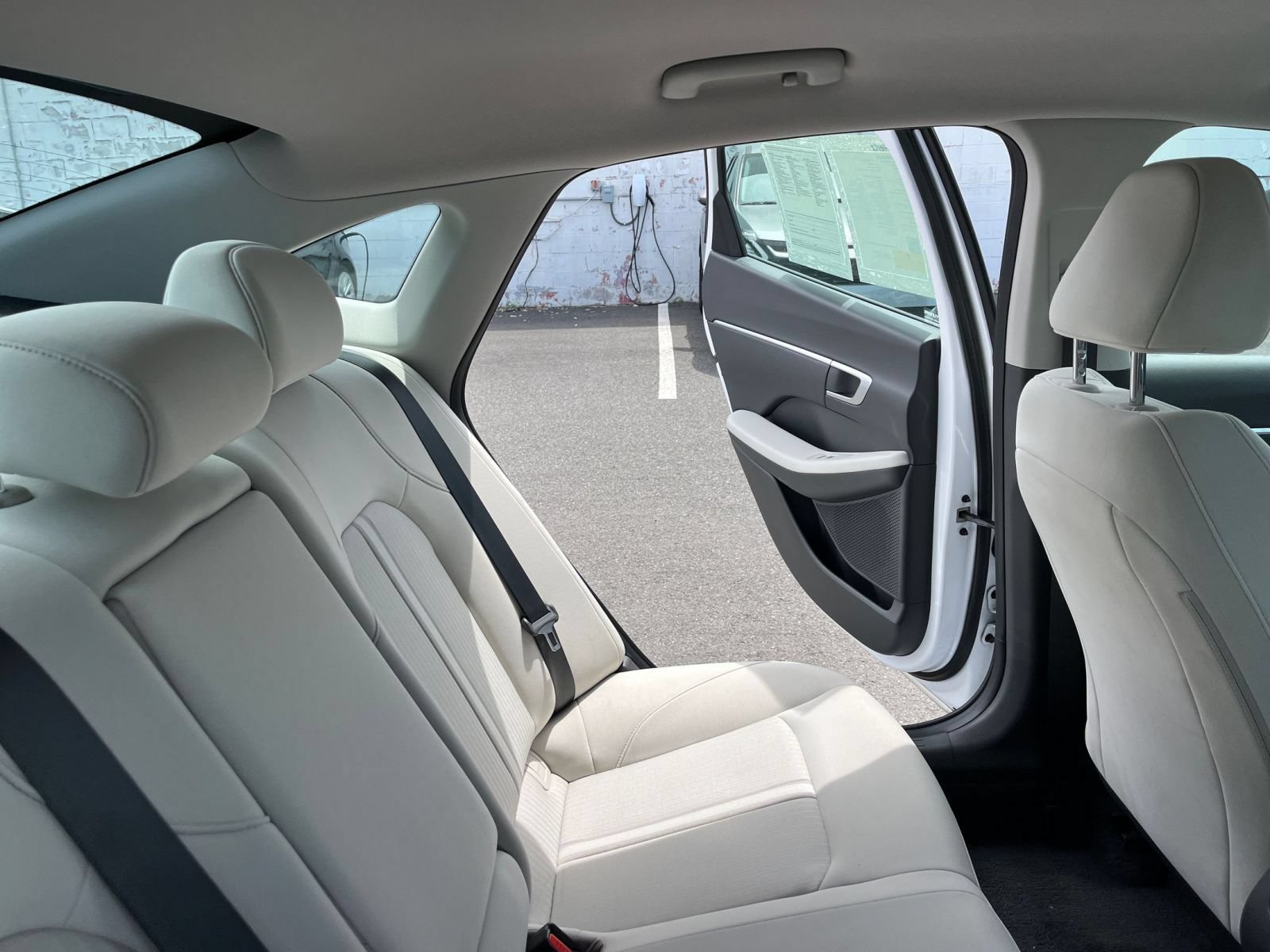 Used 2025 Hyundai Sonata SEL FWD image 38