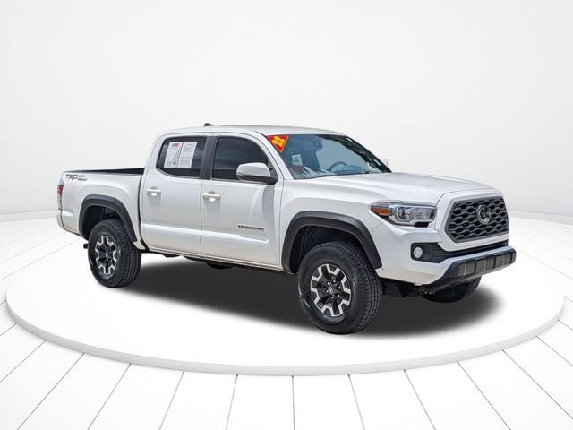 Used 2022 Toyota Tacoma TRD Off-Road w/ Technology Package RWD image 2