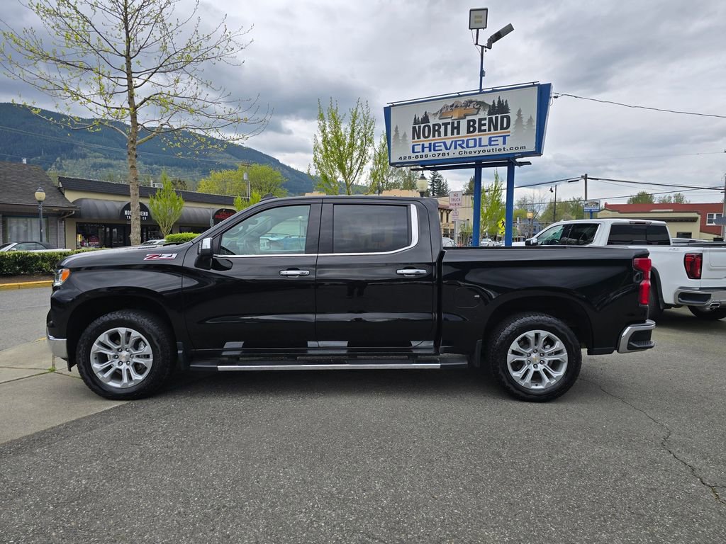 Used 2025 Chevrolet Silverado 1500 LTZ w/ LTZ Premium Package AWD/4WD image 8