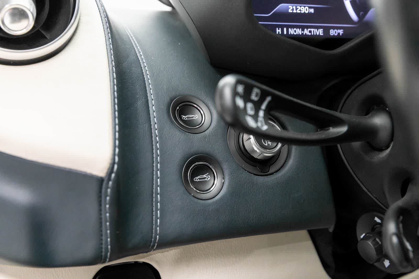 Used 2020 McLaren GT RWD image 22
