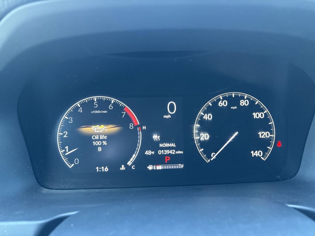 Used 2024 Honda Ridgeline Sport image 10