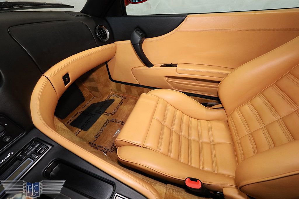 Used 1999 Ferrari 550 Maranello Coupe RWD image 28