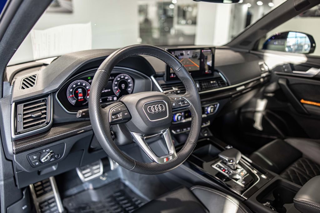 Used 2025 Audi SQ5 Premium Plus w/ Premium Plus Package image 21