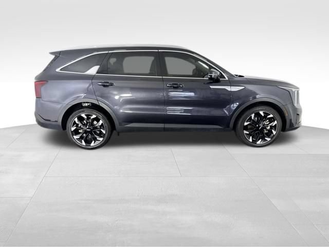 Certified 2025 Kia Sorento EX w/ Panoramic Sunroof Package FWD image 6
