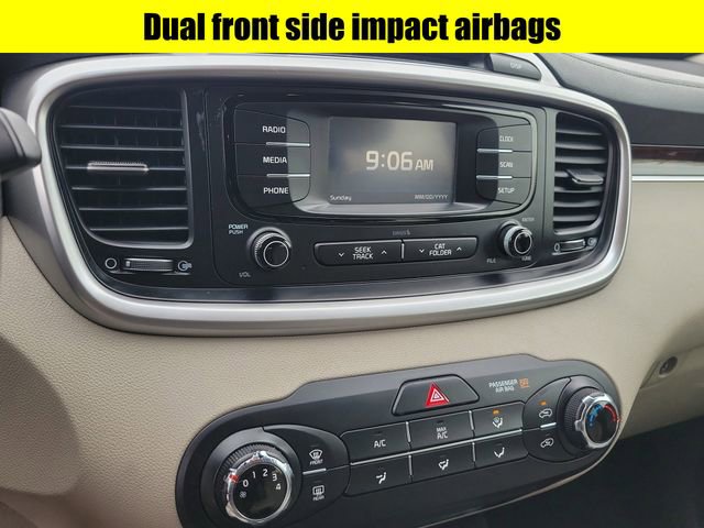 Used 2017 Kia Sorento LX image 14