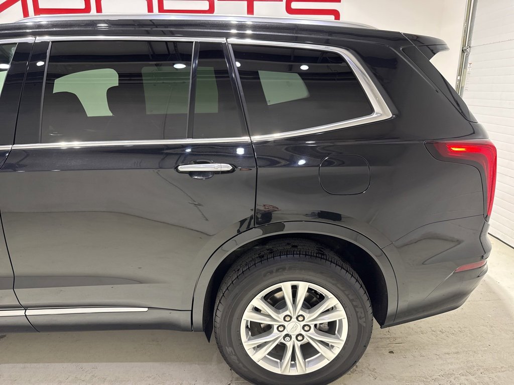 Used 2023 Cadillac XT6 Luxury image 6