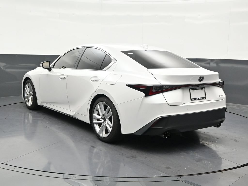 Used 2023 Lexus IS 300 w/ Comfort Package RWD image 3