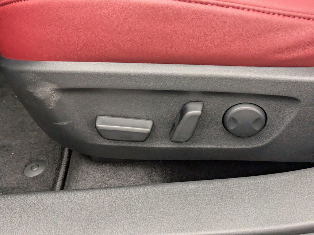 New 2026 MAZDA MAZDA3 Carbon image 20