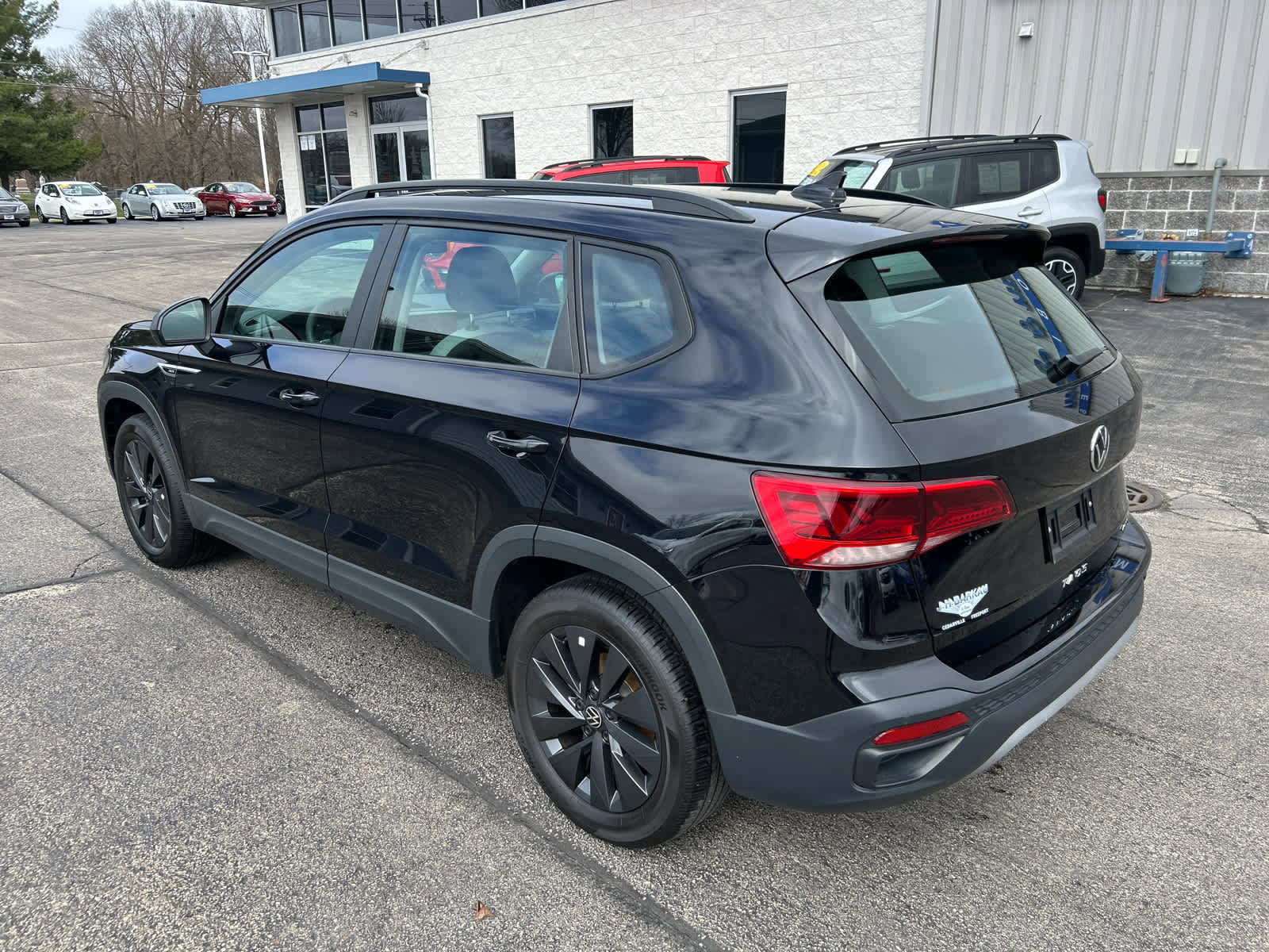 Used 2022 Volkswagen Taos S AWD/4WD image 5