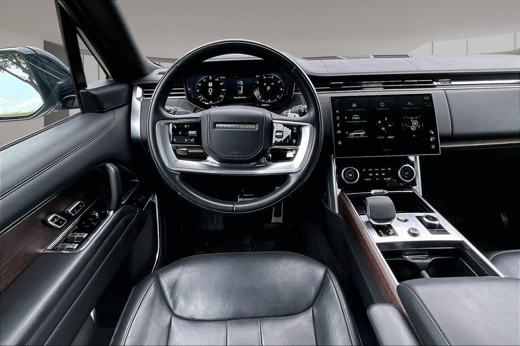 Used 2023 Land Rover Range Rover Autobiography AWD/4WD image 5