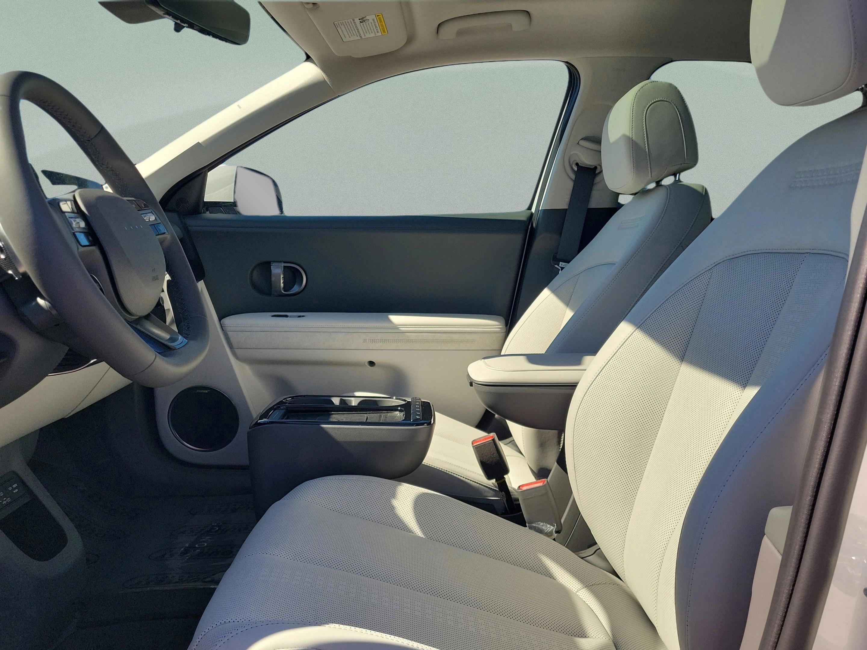 New 2026 Hyundai Ioniq 5 Limited image 25