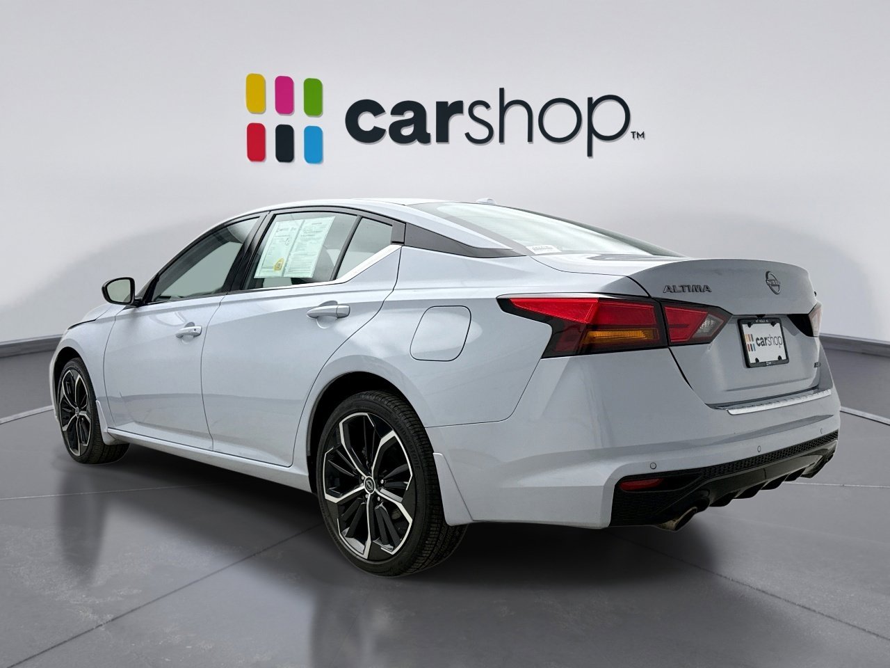 Used 2023 Nissan Altima 2.5 SR image 3