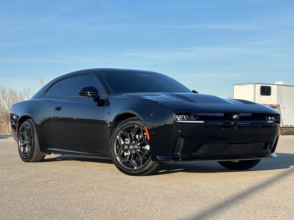 Used 2025 Dodge Charger R/T w/ Quick Order Package 25M R/T image 3