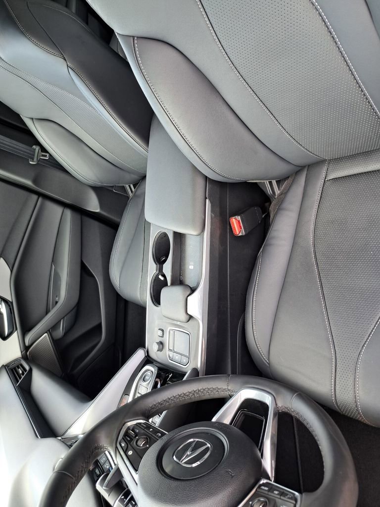 Used 2025 Acura TLX w/ Technology Package image 18
