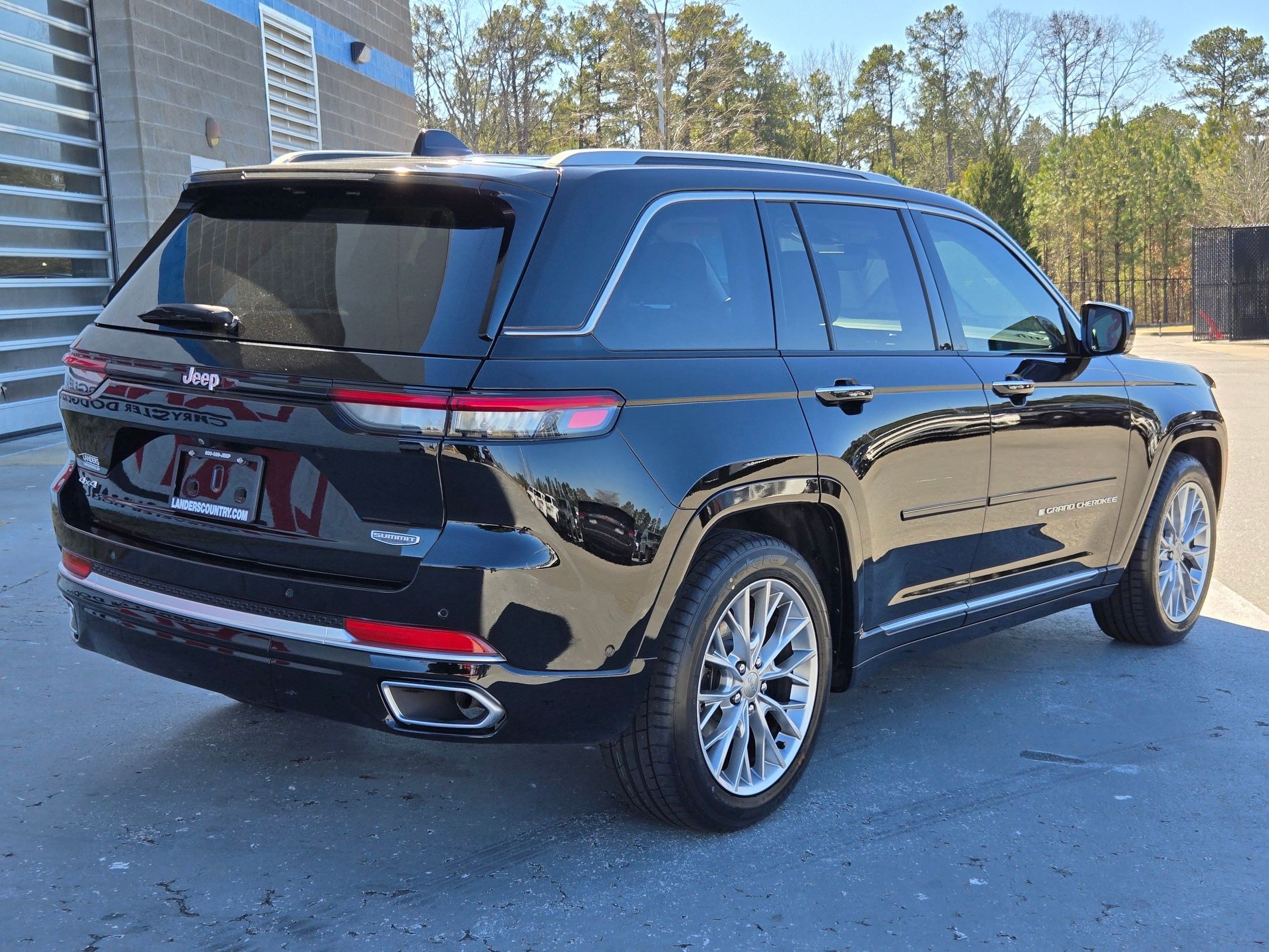 Used 2022 Jeep Grand Cherokee Summit image 7