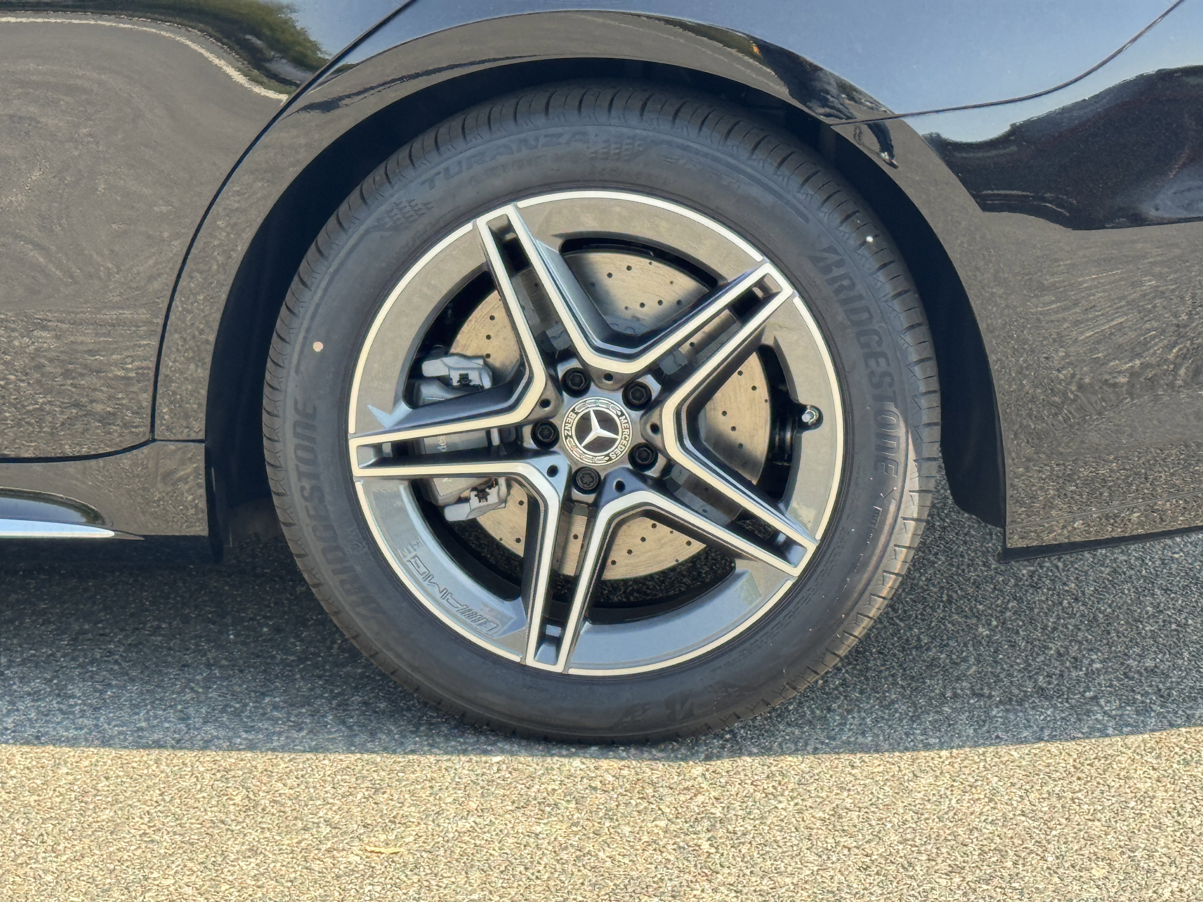 New 2026 Mercedes-Benz S 580e 4MATIC Sedan image 16