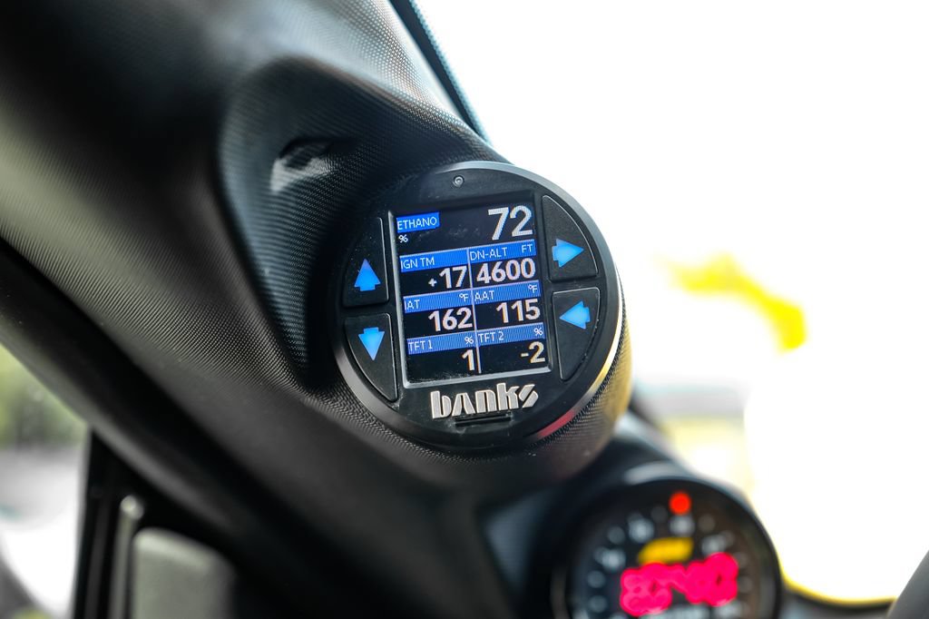 Used 2023 Chevrolet Camaro SS RWD image 17