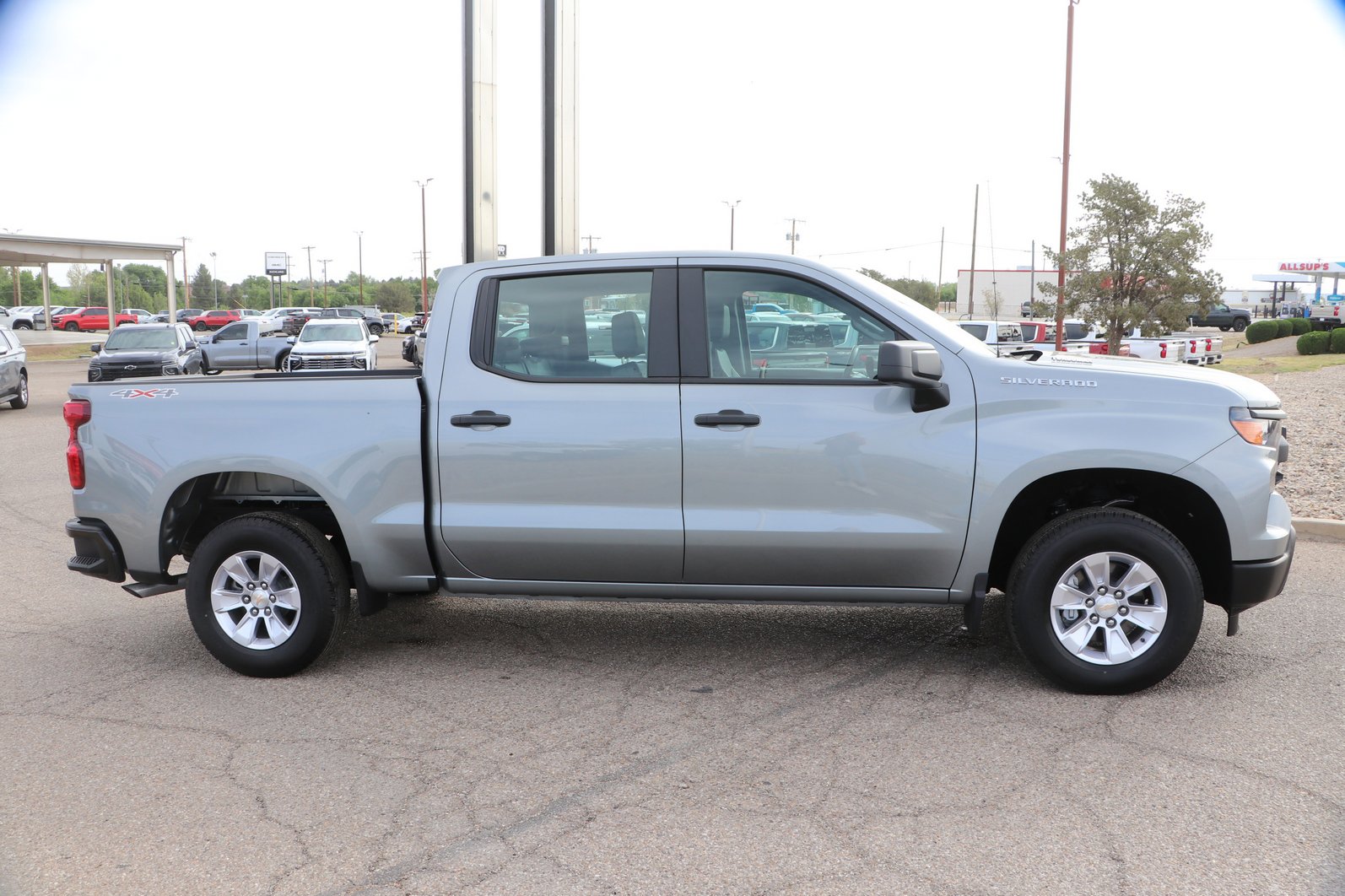Used 2026 Chevrolet Silverado 1500 W/T w/ Trailering Package AWD/4WD image 8
