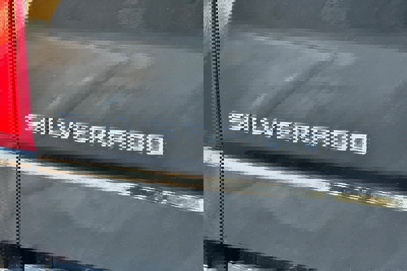 Used 2022 Chevrolet Silverado 1500 LTZ w/ LTZ Premium Package image 17