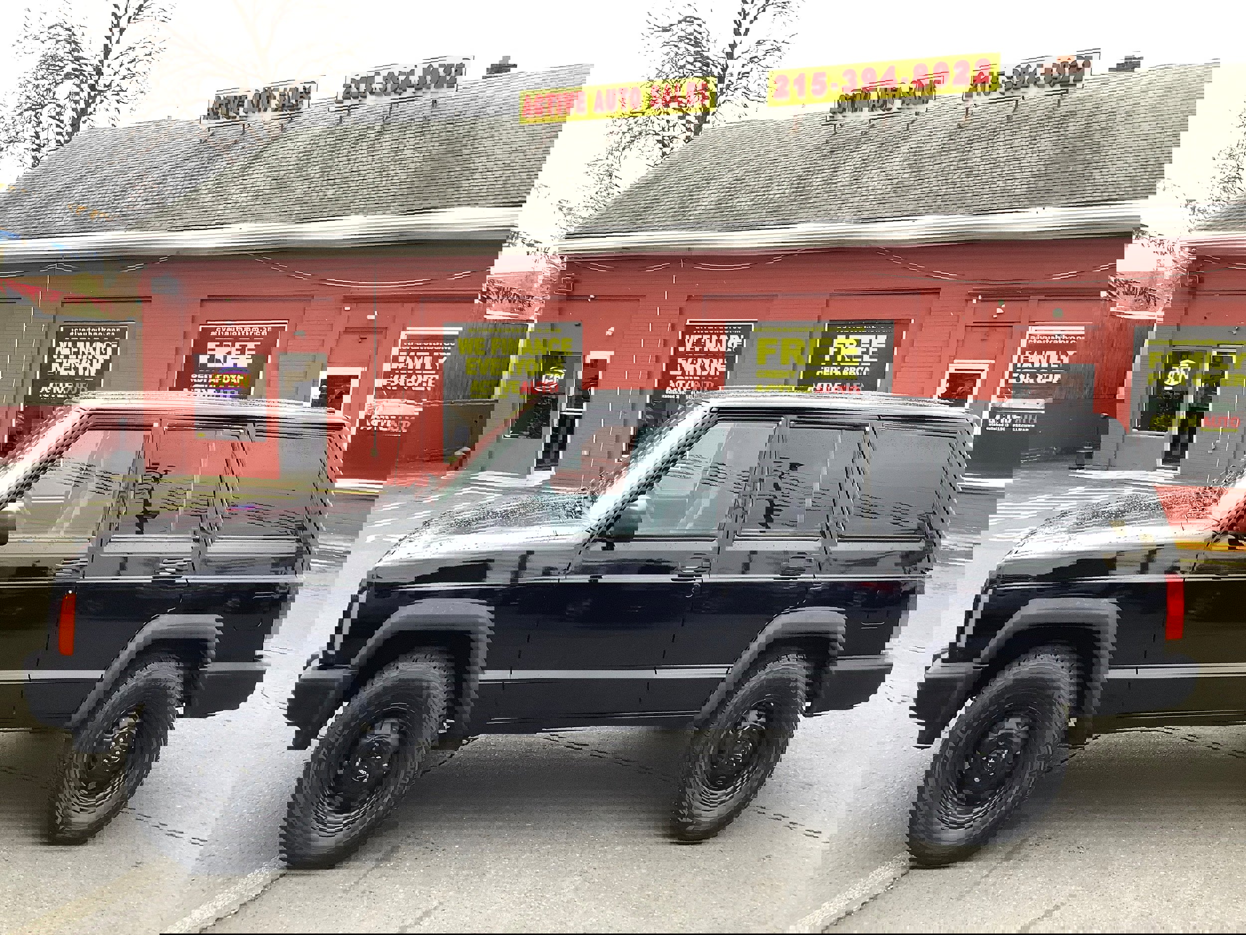 Used 2000 Jeep Cherokee SE image 5