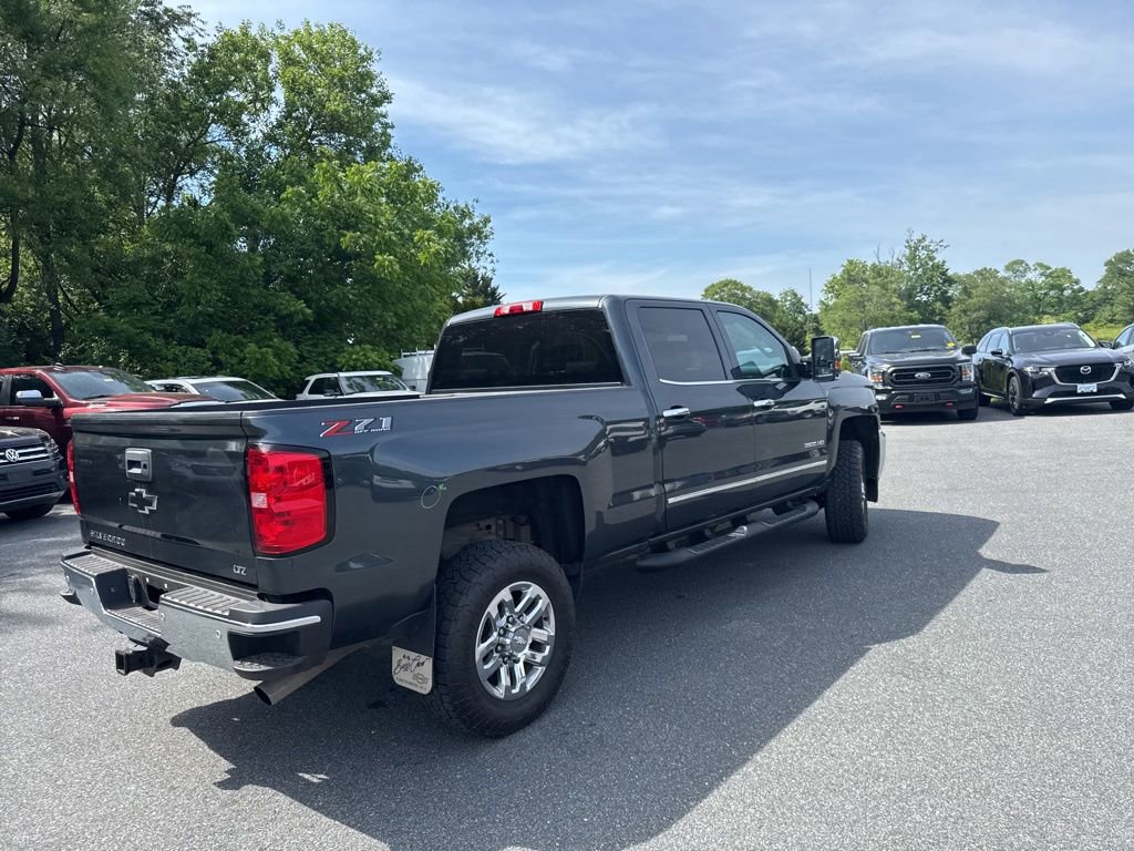 Used 2019 Chevrolet Silverado 3500 LTZ w/ LTZ Plus Package AWD/4WD image 6
