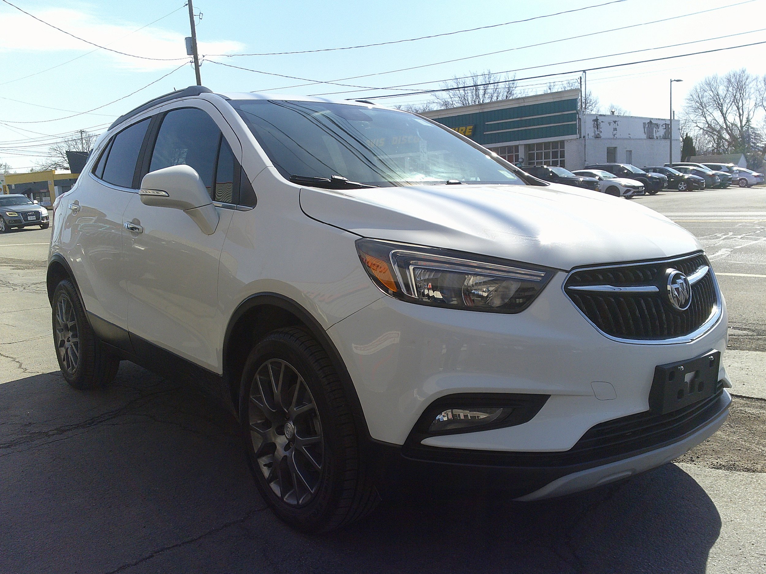 Used 2019 Buick Encore Sport Touring image 8