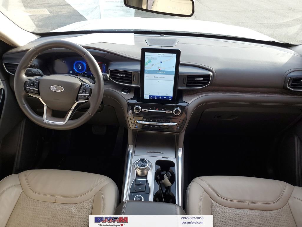Certified 2022 Ford Explorer Platinum w/ Equipment Group 601A image 11
