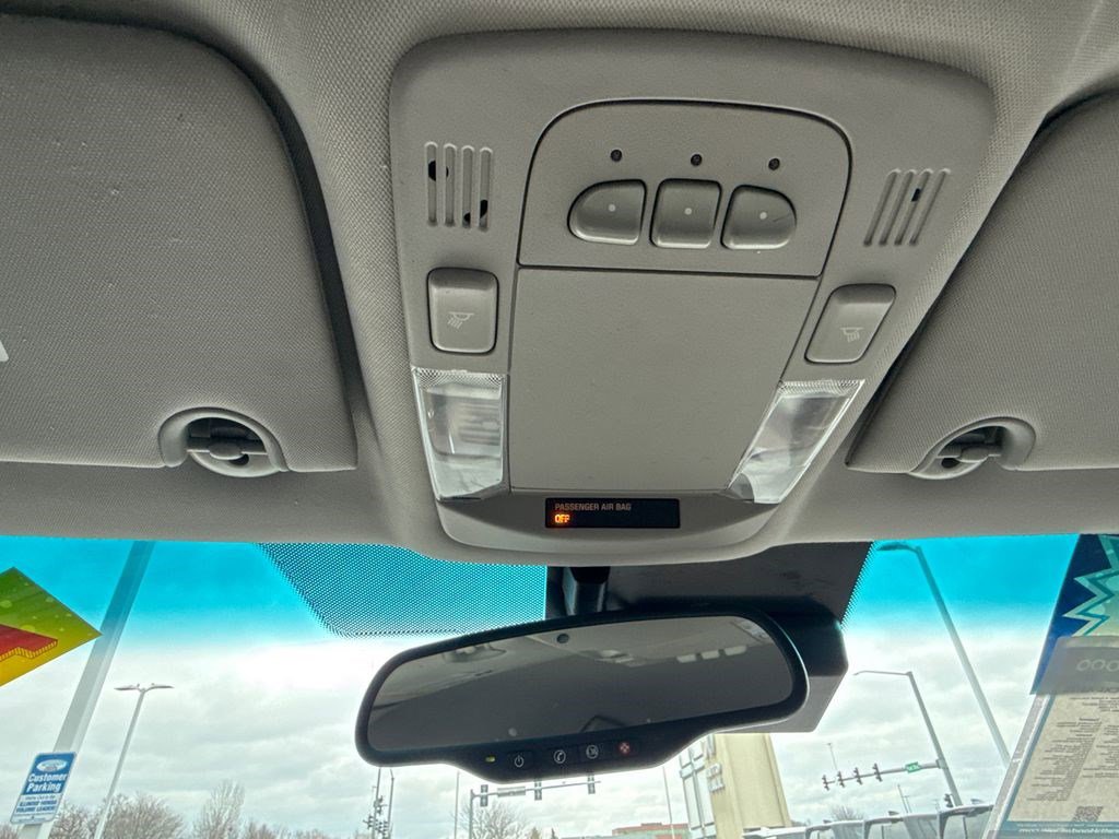 Used 2008 Buick Lucerne CXL w/ Ultra Confidence Package image 28