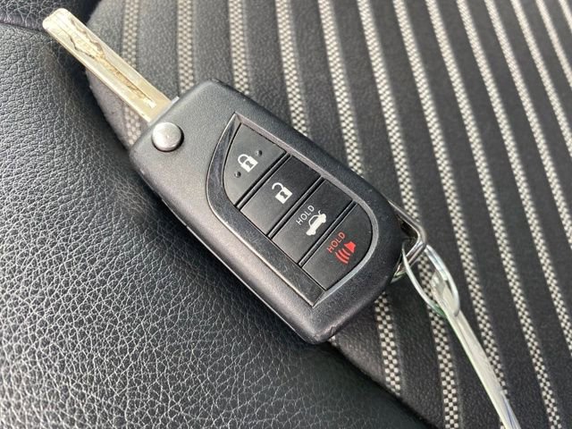 Used 2023 Toyota Camry SE FWD image 22