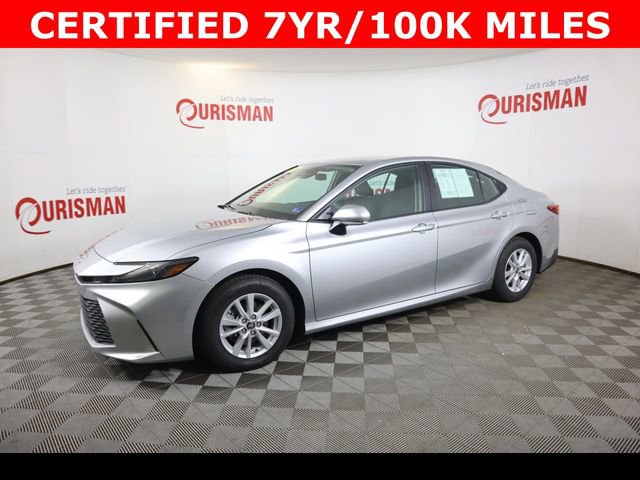 Used 2025 Toyota Camry LE FWD image 6