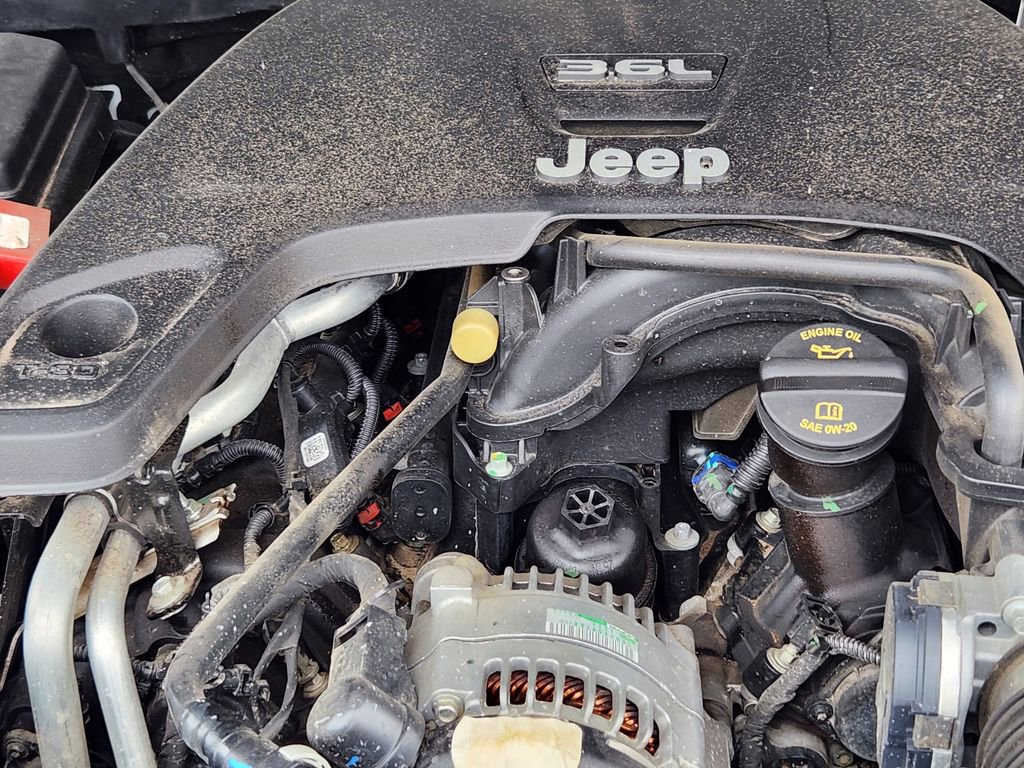 Used 2020 Jeep Wrangler Sport image 32