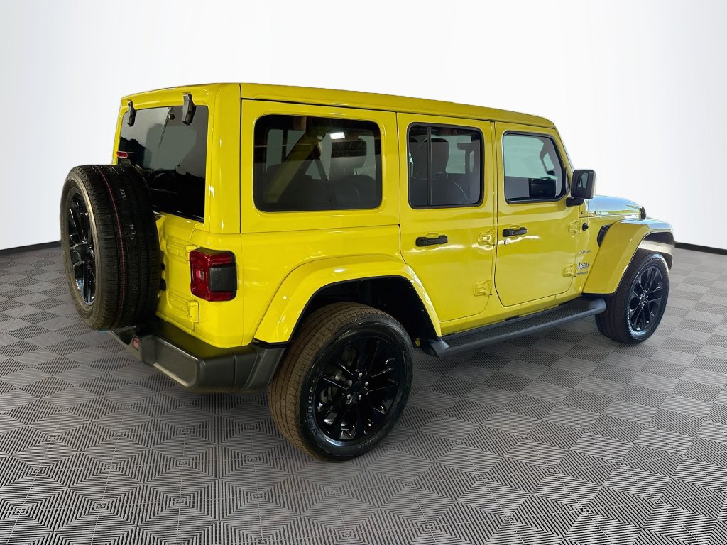 Certified 2022 Jeep Wrangler Unlimited Sahara w/ Cold Weather Group AWD/4WD image 6